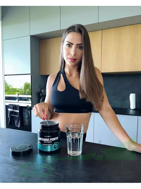 Комплекс хондропротекторов BioTechUSA Arthro Forte 340 г, Черная смородина