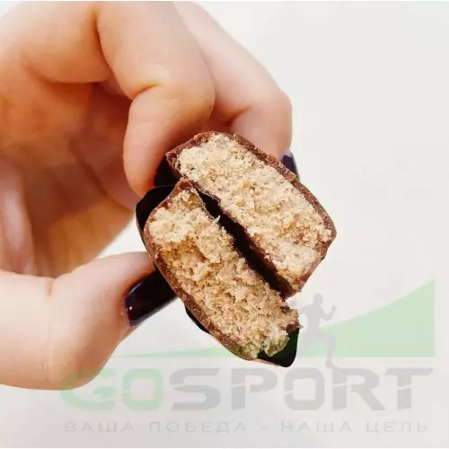 Протеиновый батончик Bombbar Батончики в шоколаде без сахара 30x40 г, Фундучное пралине