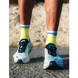 Compressport Носки V4 Run Hi Safe Yellow White Компрессионные носки